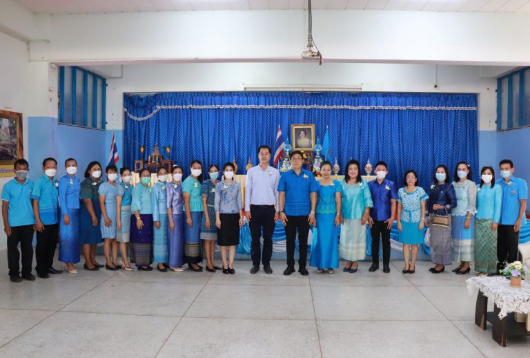 กิจกรรมวันเฉลิมพระชนมพรรษาสมเด็จพระนางเจ้าสิริกิติ์ฯ พระบรมราชินีพันปีหลวง และวันแม่แห่งชาติประจำปี 2566 ณ โรงเรียนเทศบาล 3 (วัดเกาะแก้วนครสวรรค์)