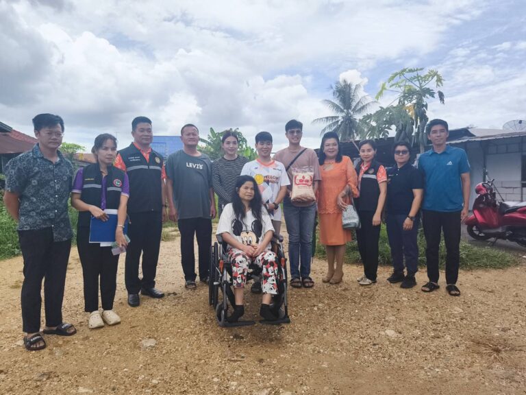 ลงพื้นที่มอบอุปกรณ์ช่วยคนพิการ รถเข็น (wheelchair) จำนวน 3 ราย ตามโครงการจัดหากายอุปกรณ์ สำหรับช่วยเหลือคนพิการ