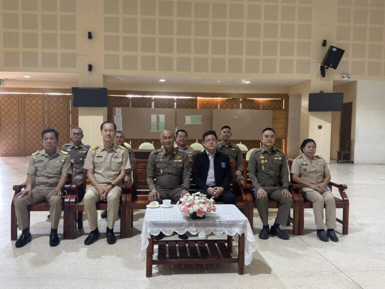 พิธีเปิดโครงการสร้างเครือข่ายการมีส่วนร่วมของประชาชนในการแก้ไขปัญหาความเดือดร้อนของประชาชนในระดับสถานีตำรวจเพื่อสนับสนุนการป้องกันอาชญากรรม