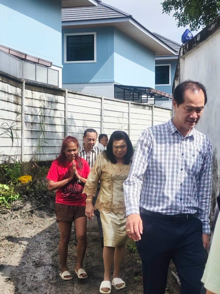 (ได้รับการแก้ไขแล้ว) ลงพื้นที่สำรวจความเดือดร้อนของประชาชนในซอยข้างวัดเกาะแก้วนครสวรรค์